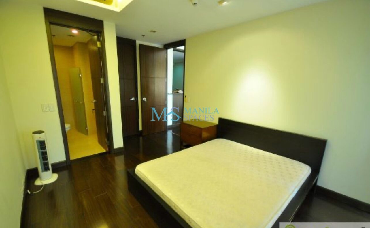 Penthouse Furnished 2-Bedroom unit in Fairways Tower, BGC