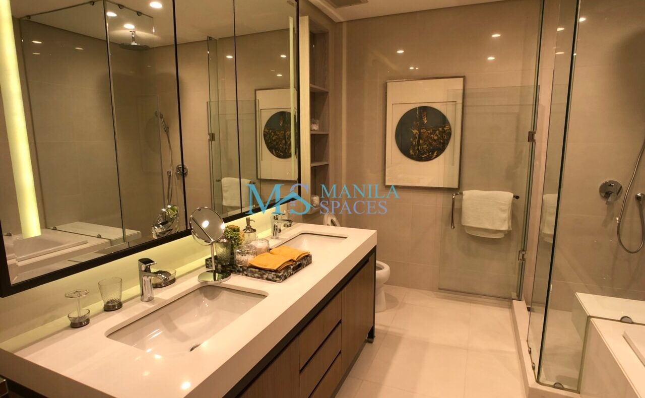 2-Bedroom apartment in One Penn Place, Salcedo Village, Makati