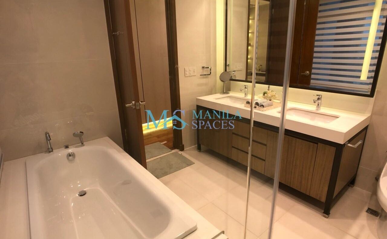 Special Furnished 3-Bedroom flat in One Penn Place, Makati City