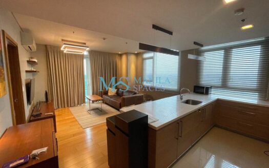 Furnished 1-Bedroom apartment at Park Terraces, Makati