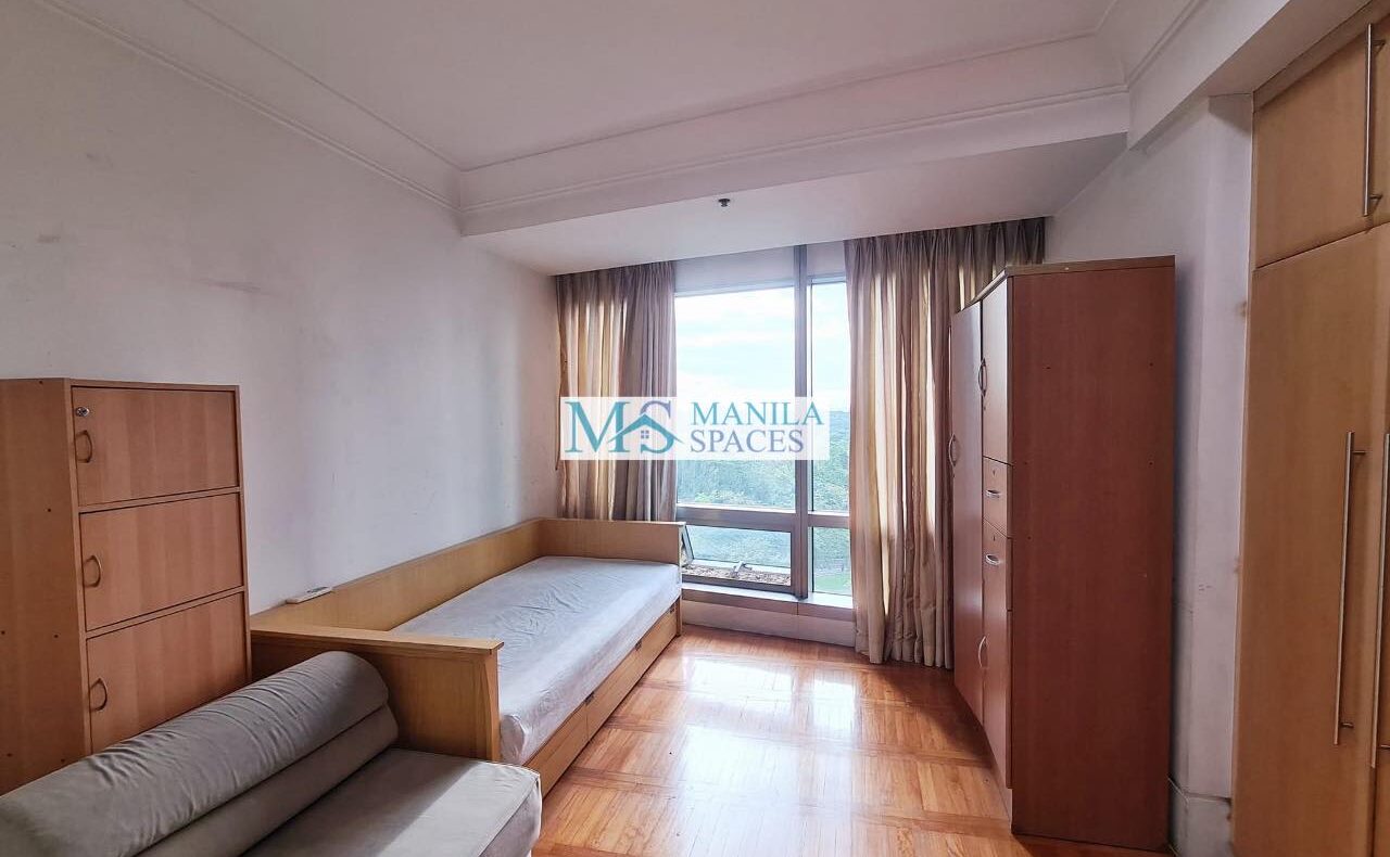 Furnished 2-Bedroom unit in One McKinley Place, BGC