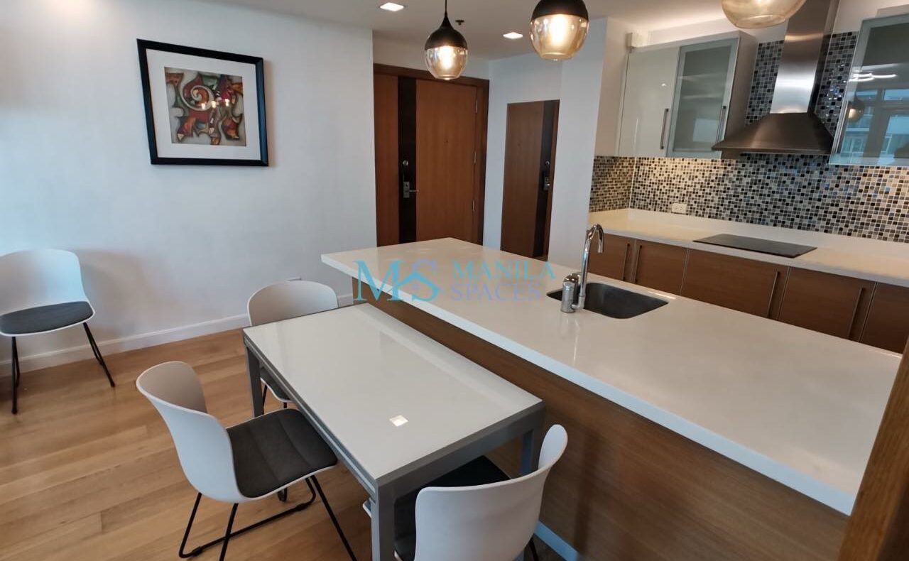 Large Furnished 1-Bedroom unit for rent in Park Terraces, Makati