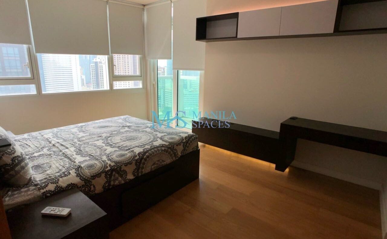 1-Bedroom with Den for rent in Park Terraces, Makati City