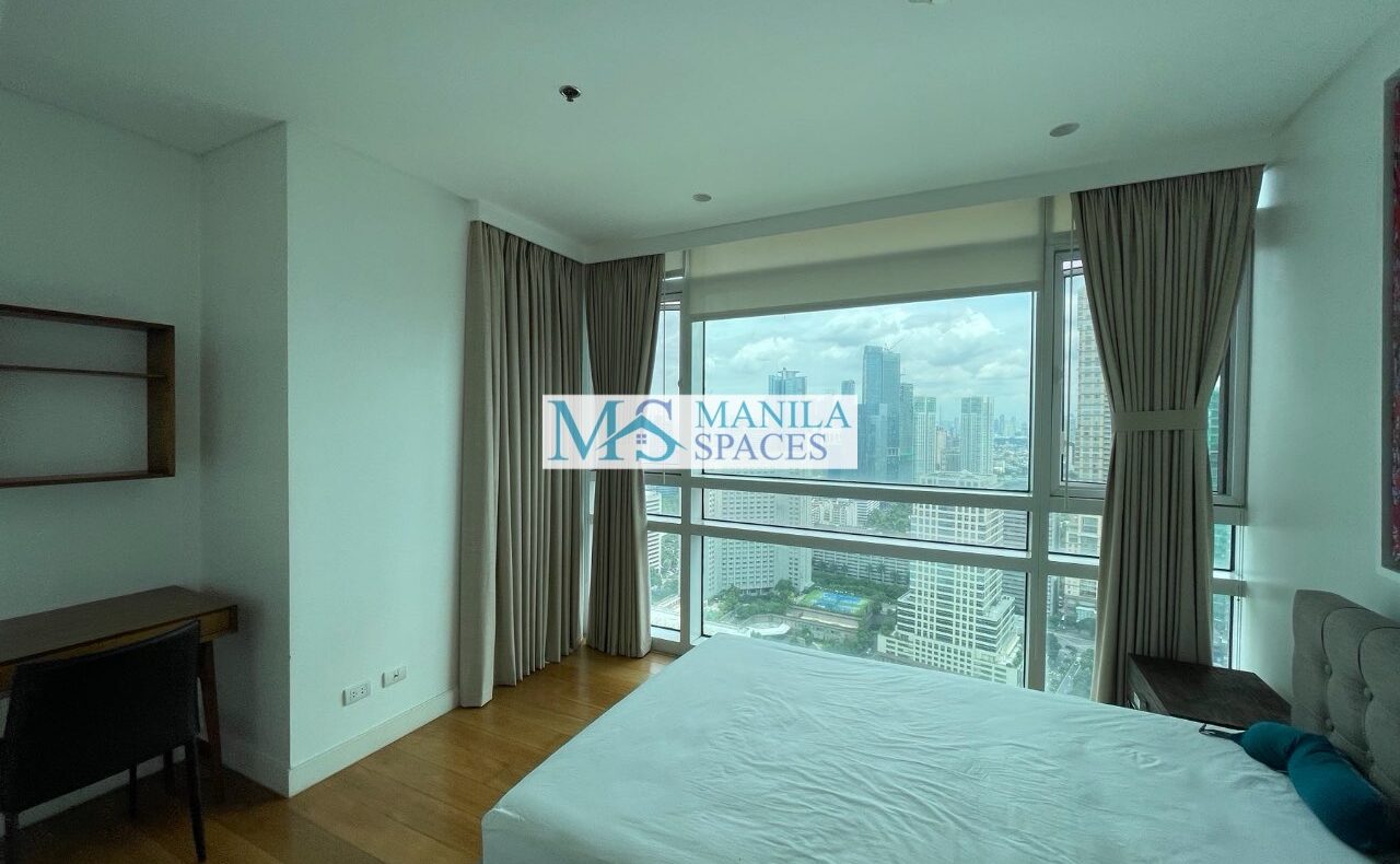 Spacious 3-Bedroom unit for rent in Park Terraces, Makati City