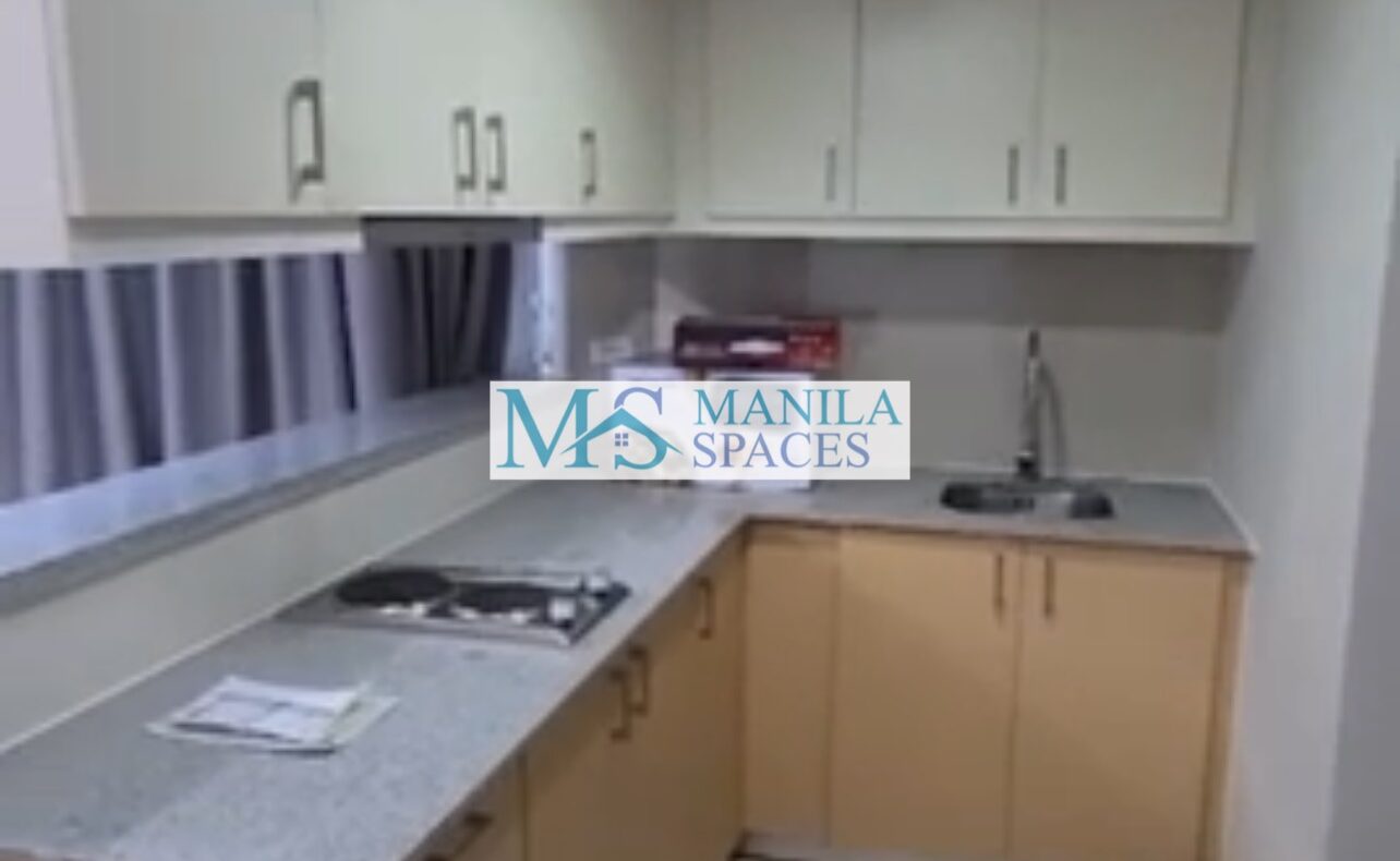 Large 1-Bedroom unit for rent in Uptown Parksuites, BGC