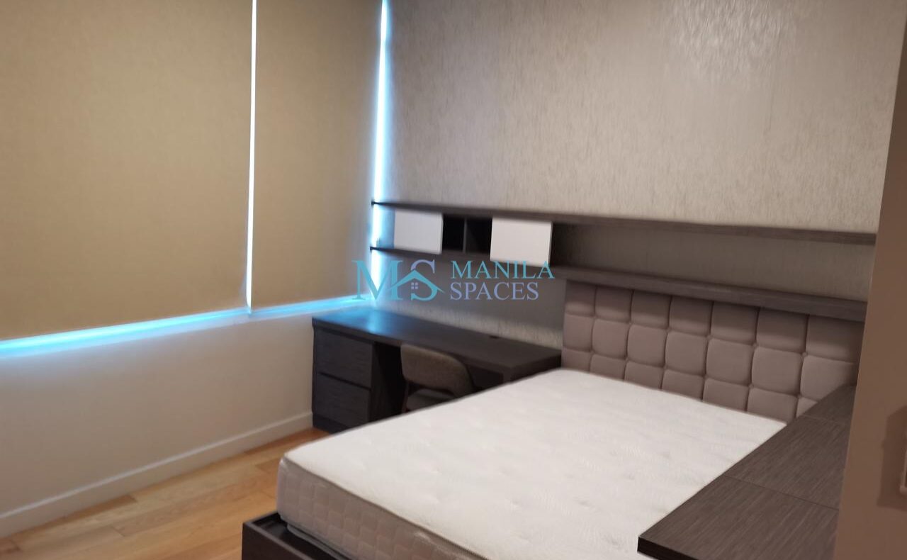 Penthouse 3 Bedroom unit For Rent at Park Terraces, Makati