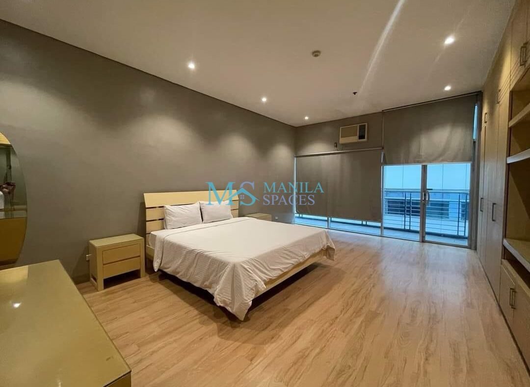 Large, Furnished 2-Bedroom unit for Rental at Luxe Residences