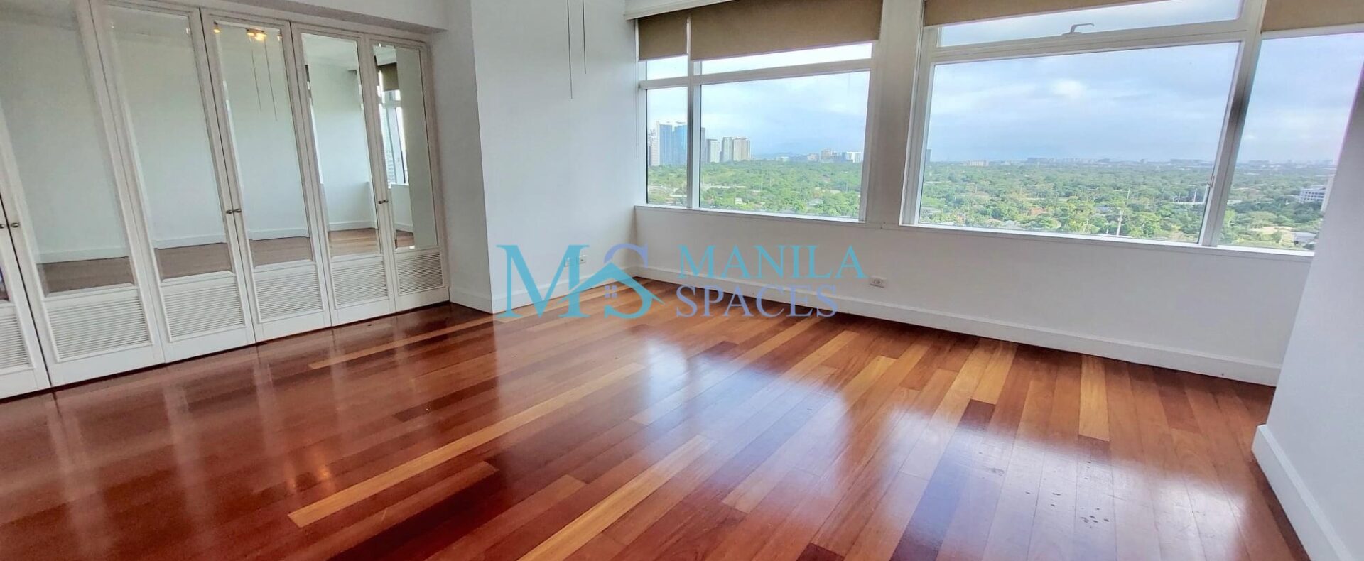 One Roxas Triangle: Unfurnished 3-Bedroom unit in Makati