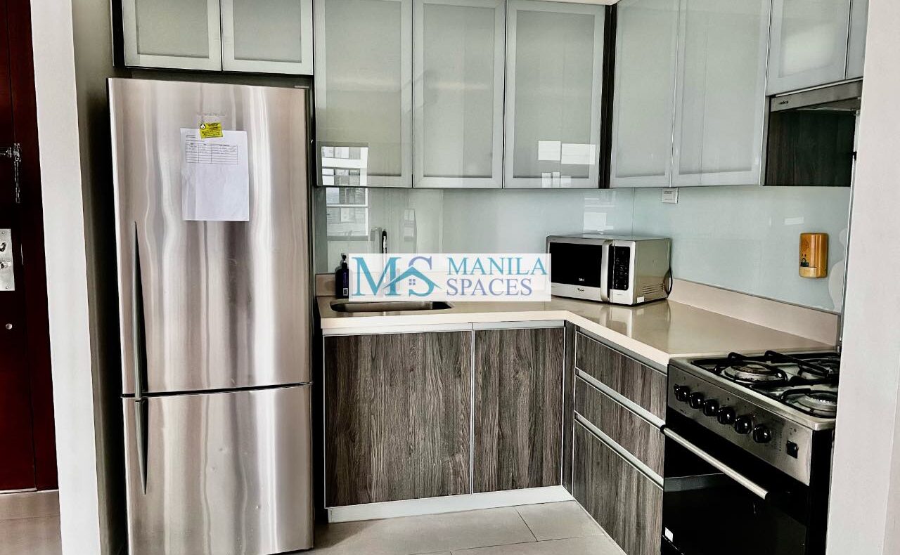 Large Furnished 1-Bedroom unit for rent in Arya Residences, BGC