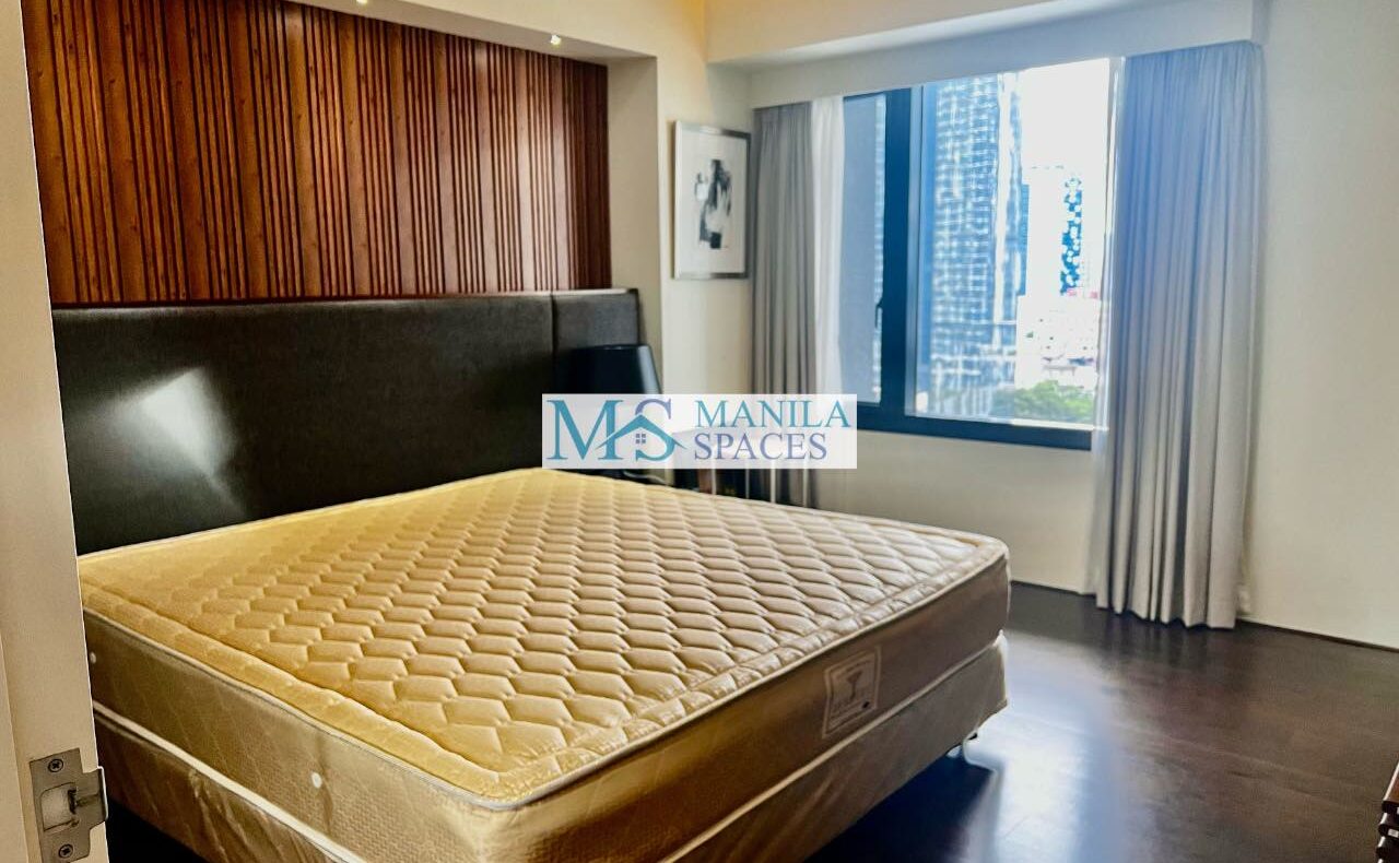 Large Furnished 1-Bedroom unit for rent in Arya Residences, BGC