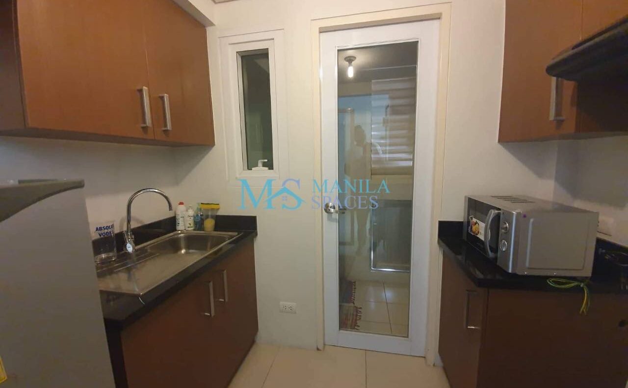 Minimalist 1-Bedroom Condo Unit for Rent at Two Serendra, BGC