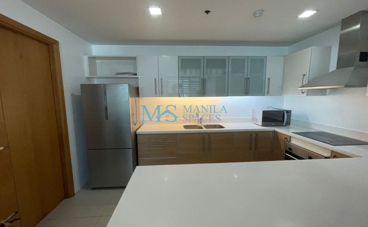 Park Terraces: 2 Bedroom Condo Unit near San Lorenzo Village