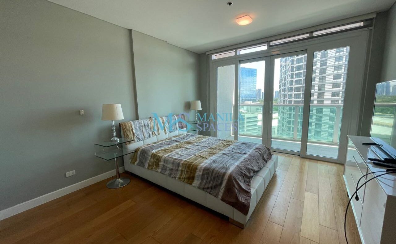 Park Terraces: 2 Bedroom Condo Unit near San Lorenzo Village