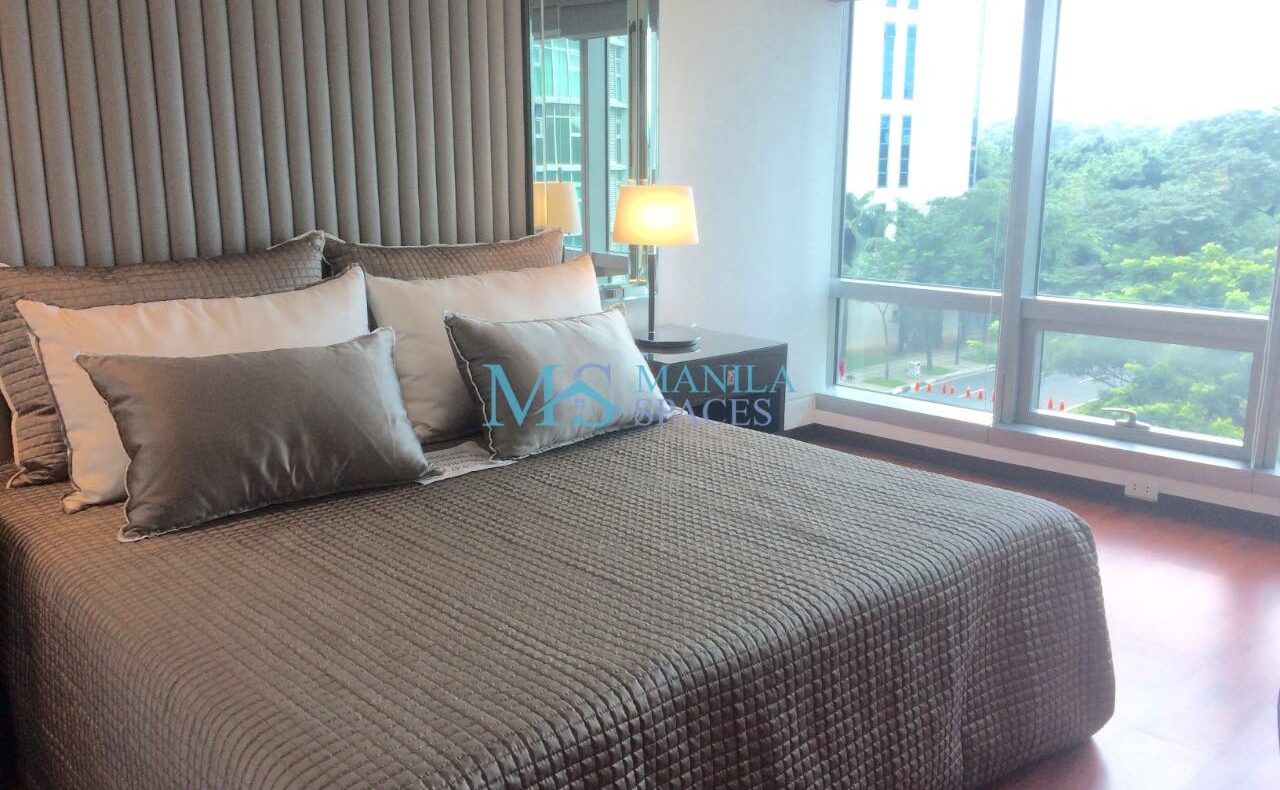 Spacious 2-Bedroom Apartment at One Mckinley Place, BGC