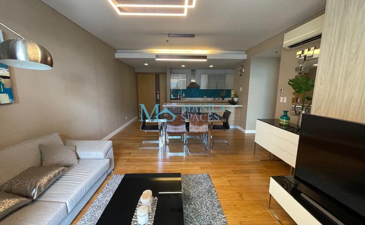 Nicely Furnished 1-Bedroom with Balcony at Park Terraces, Makati