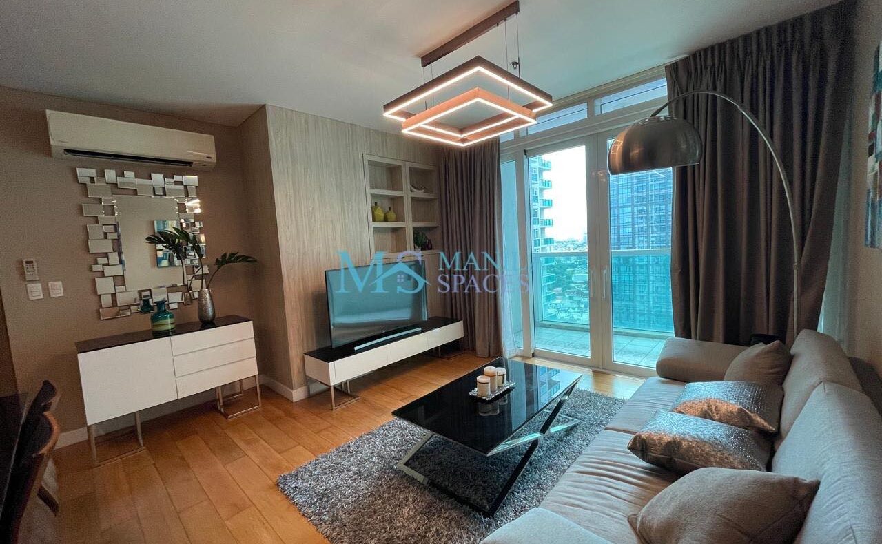 Nicely Furnished 1-Bedroom with Balcony at Park Terraces, Makati