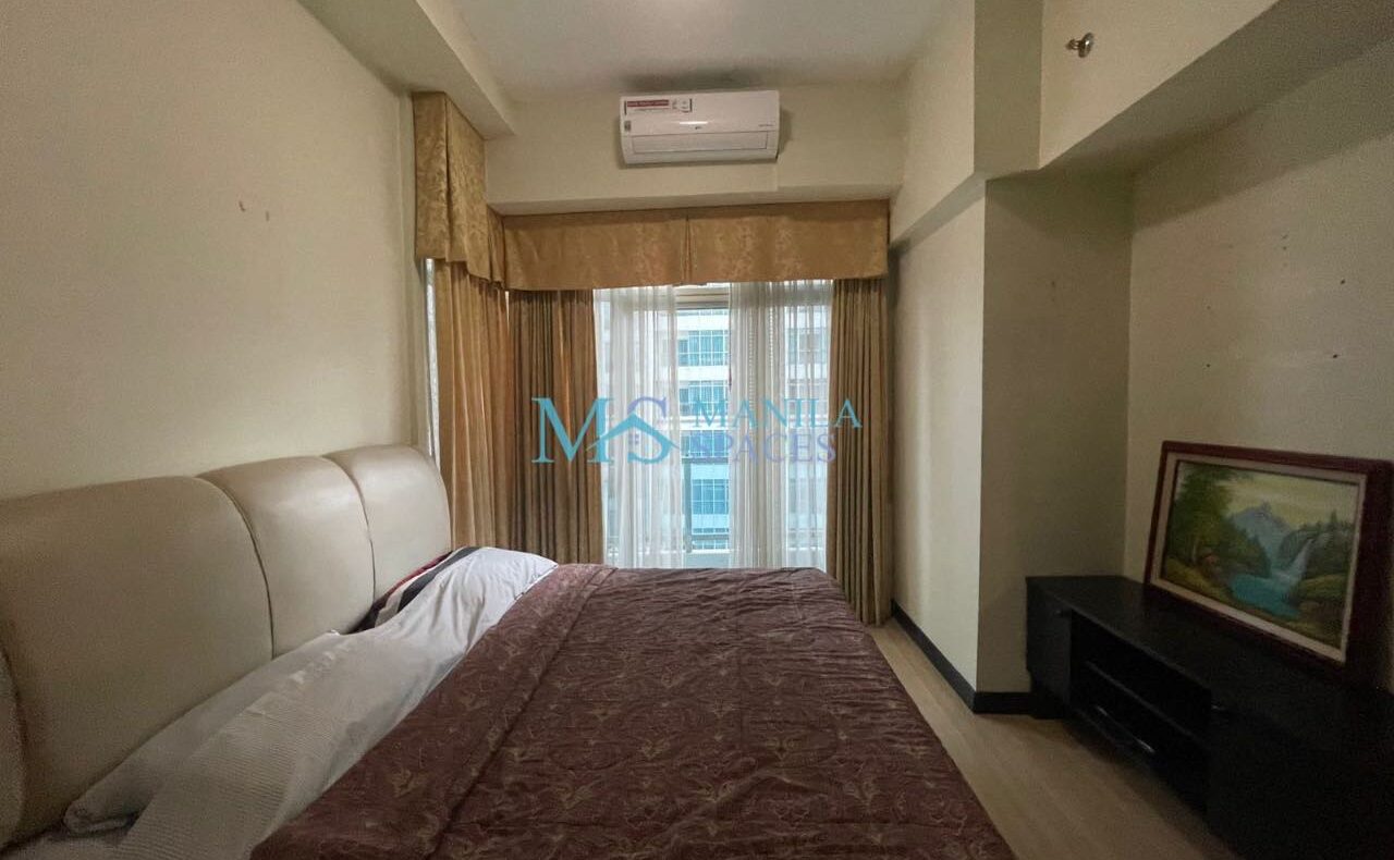 Furnished 1-Bedroom with Balcony at Blue Sapphire Residences