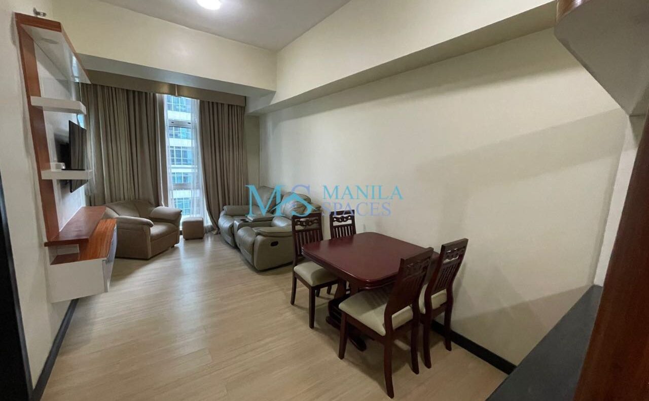 Furnished 1-Bedroom with Balcony at Blue Sapphire Residences