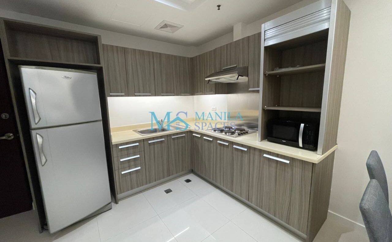 1-Bedroom Condo Unit For Rental with Balcony in BGC