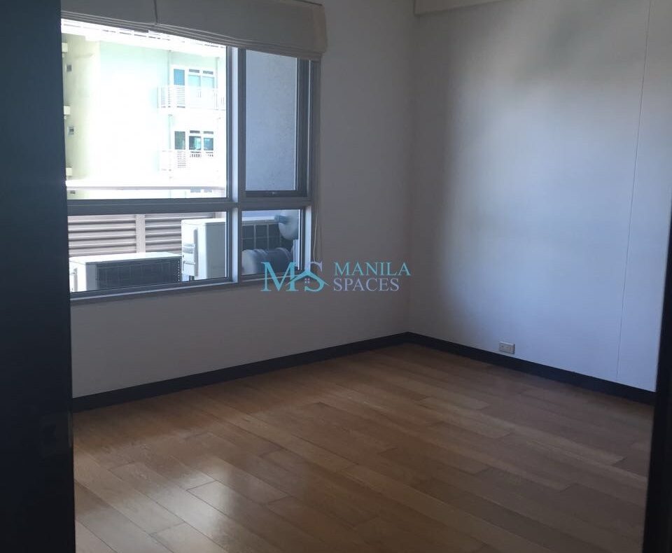 Furnished 1-Bedroom at One Serendra, Bonifacio Global City