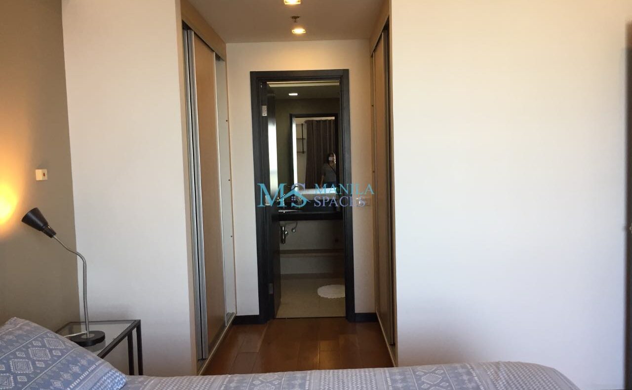 High Floor 1-Bedroom at One Serendra, Bonifacio Global City